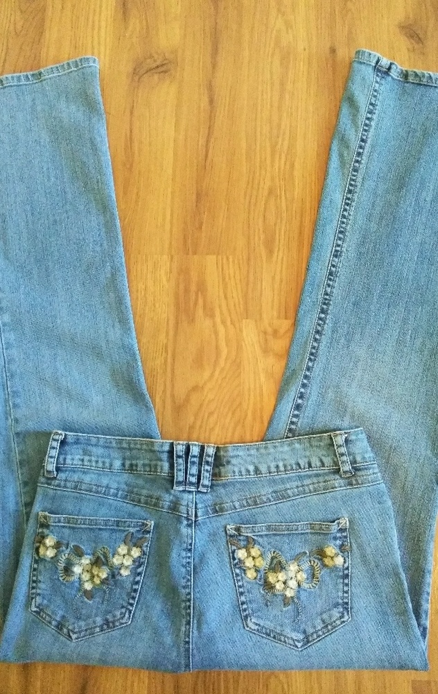 Candies, 11, boot, embroidered jeans.